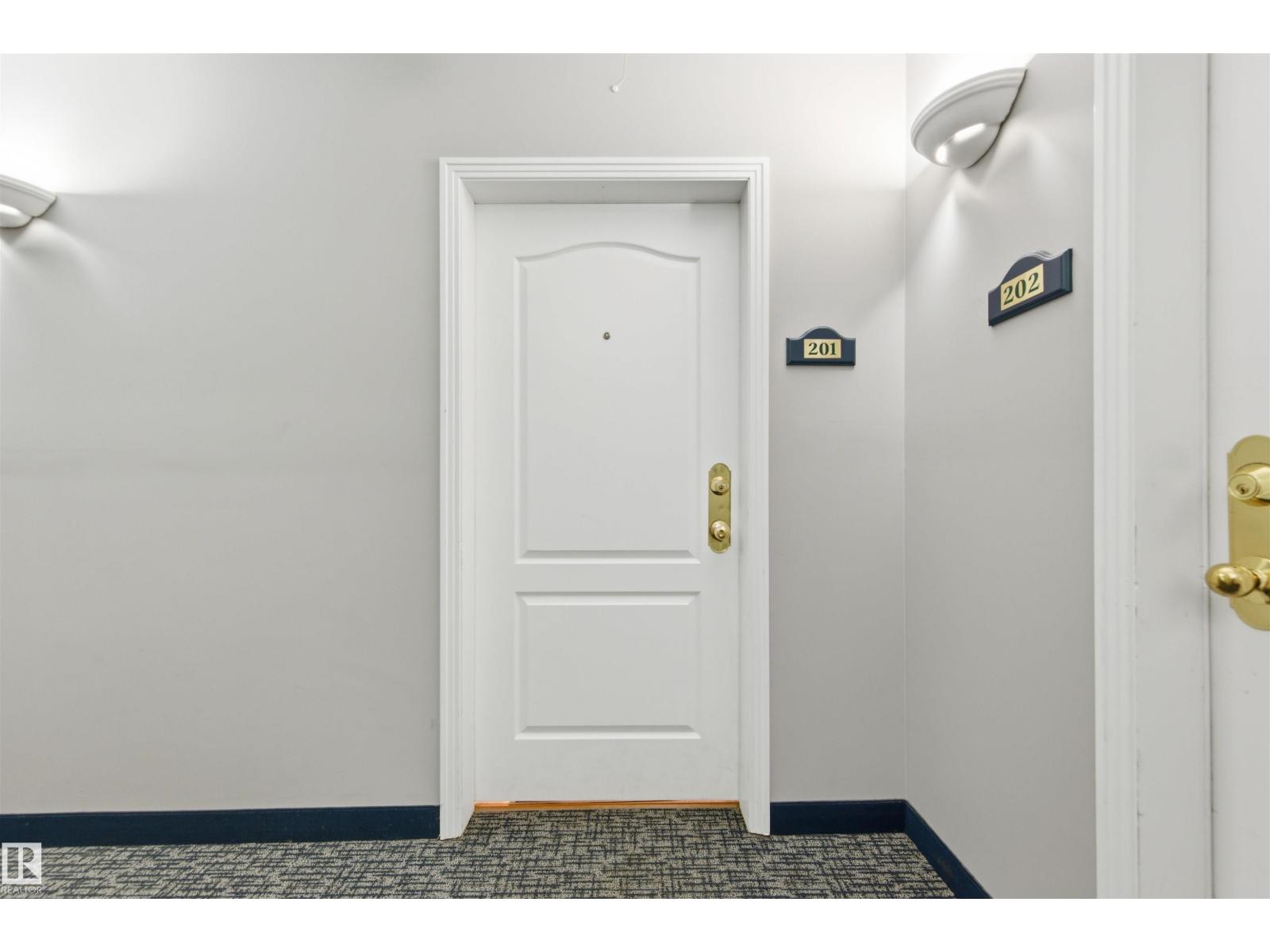 #201 9640 105 ST NW