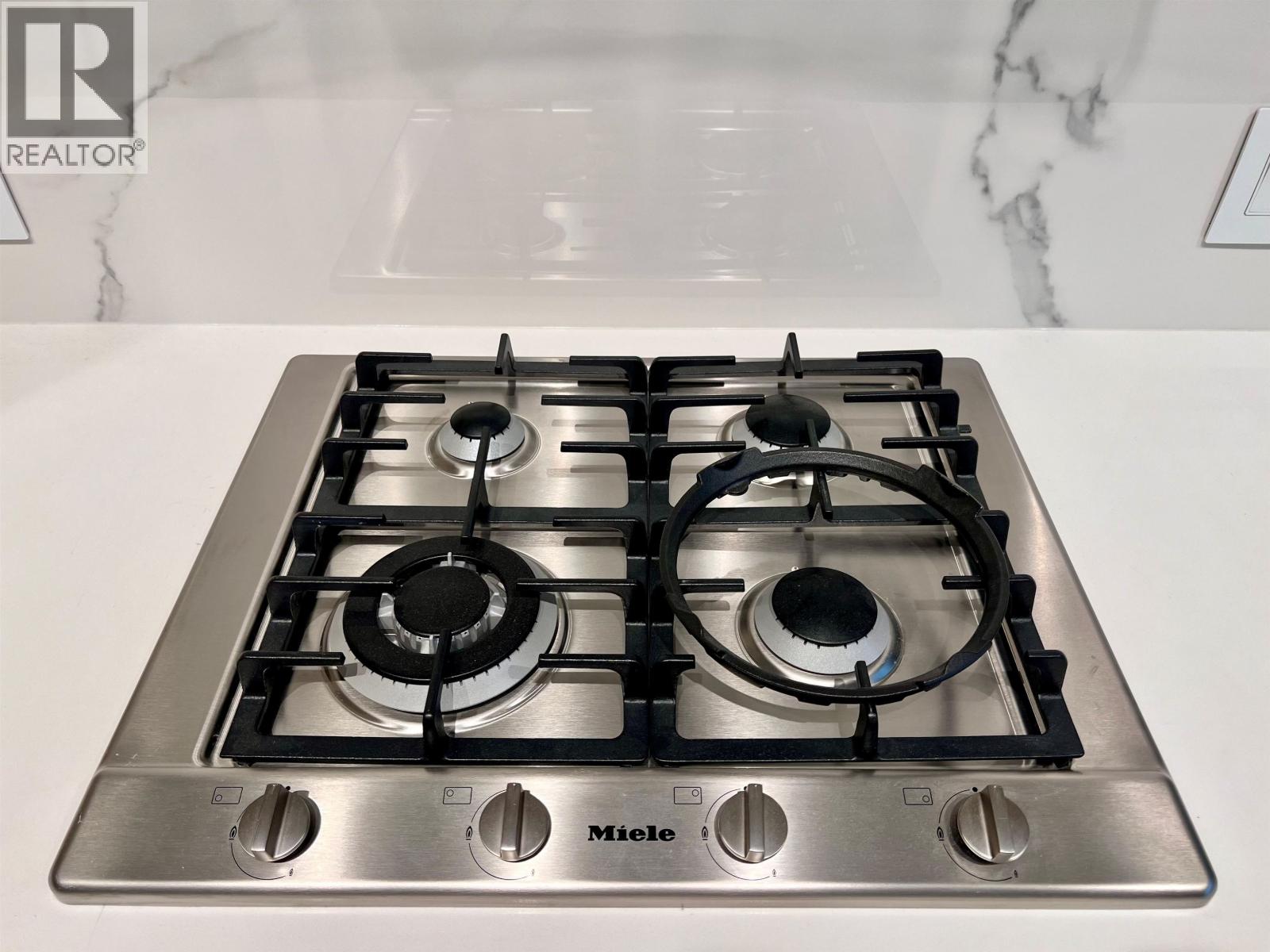 210 5168 CAMBIE STREET