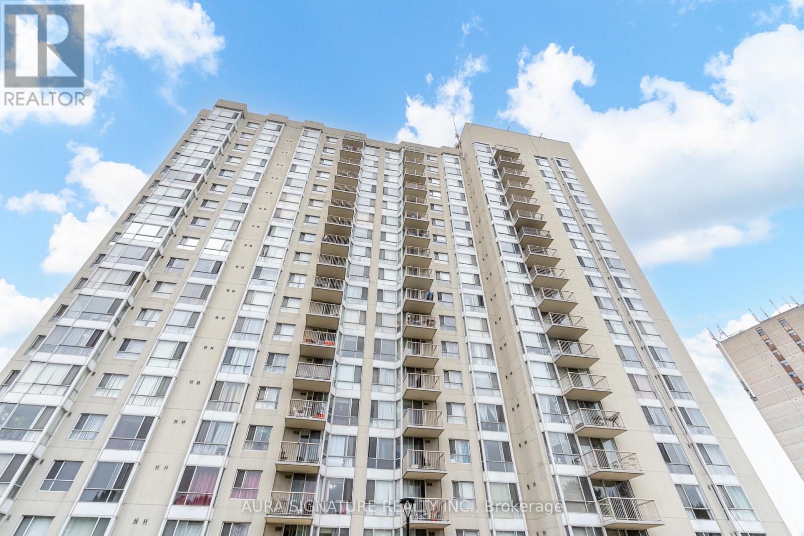401 - 3077 WESTON ROAD