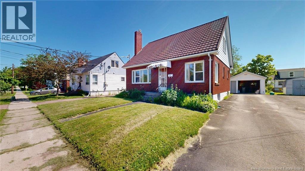 Photo 1 of 31 — 29 Humphrey Street, Moncton, NB E1C6N8