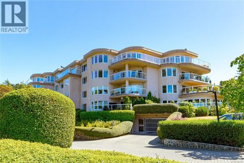 3304 2829 Arbutus Rd Saanich BC V8N5X5