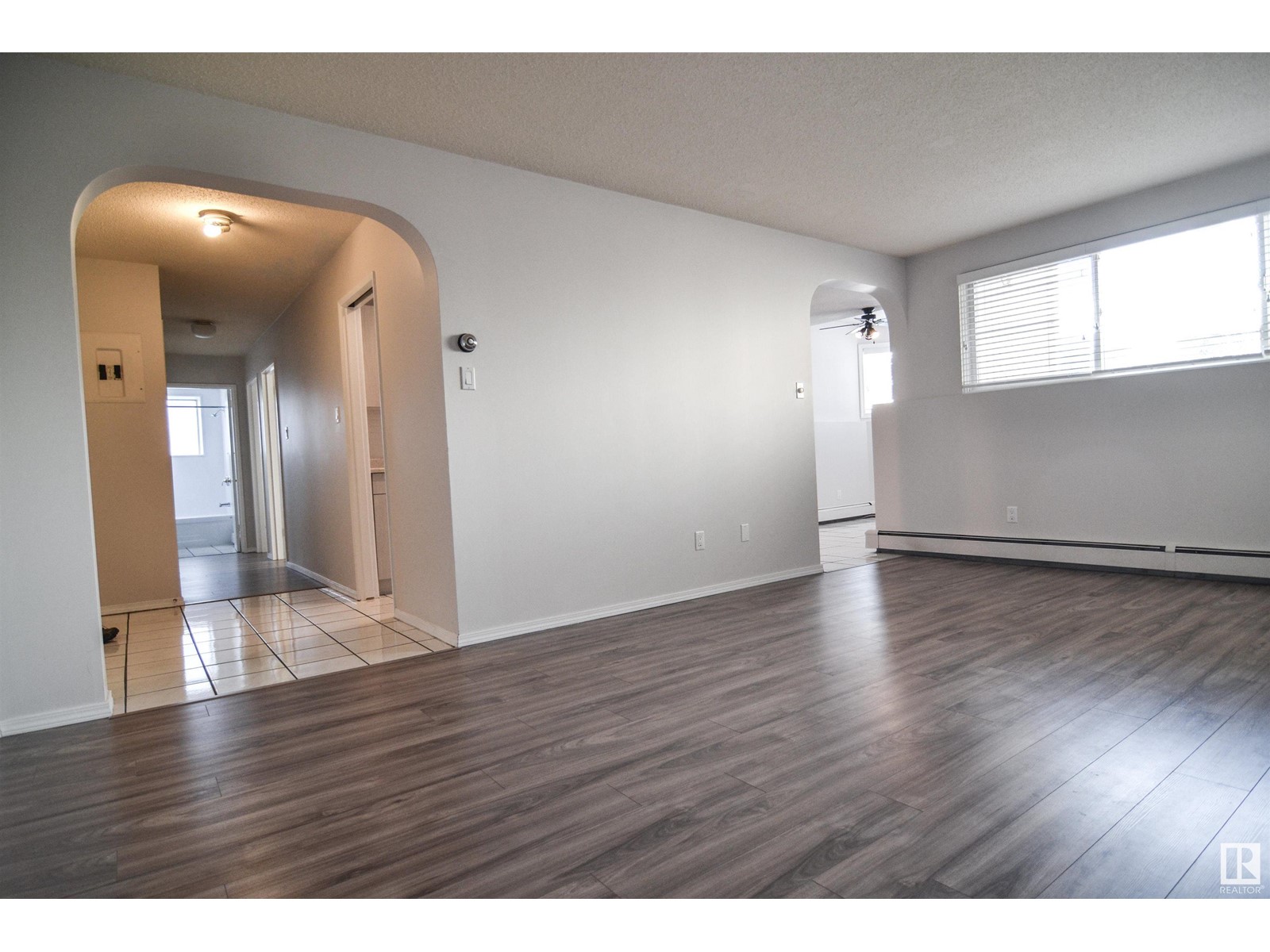 #103 11460 40 AV NW