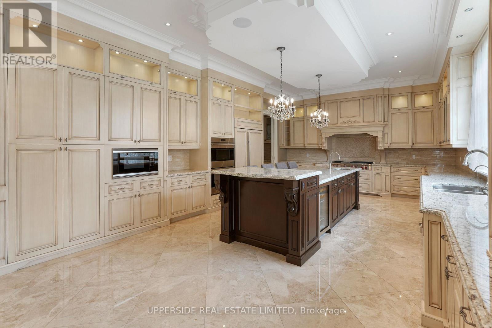 29 RIVERSIDE BOULEVARD W