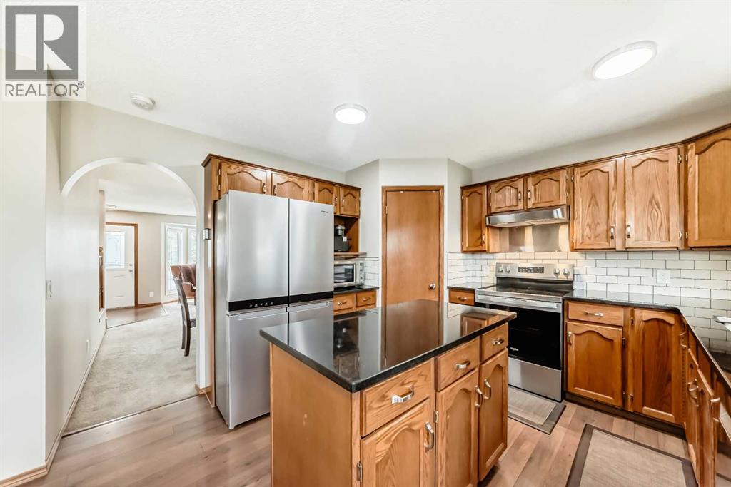 327 Riverview Place SE