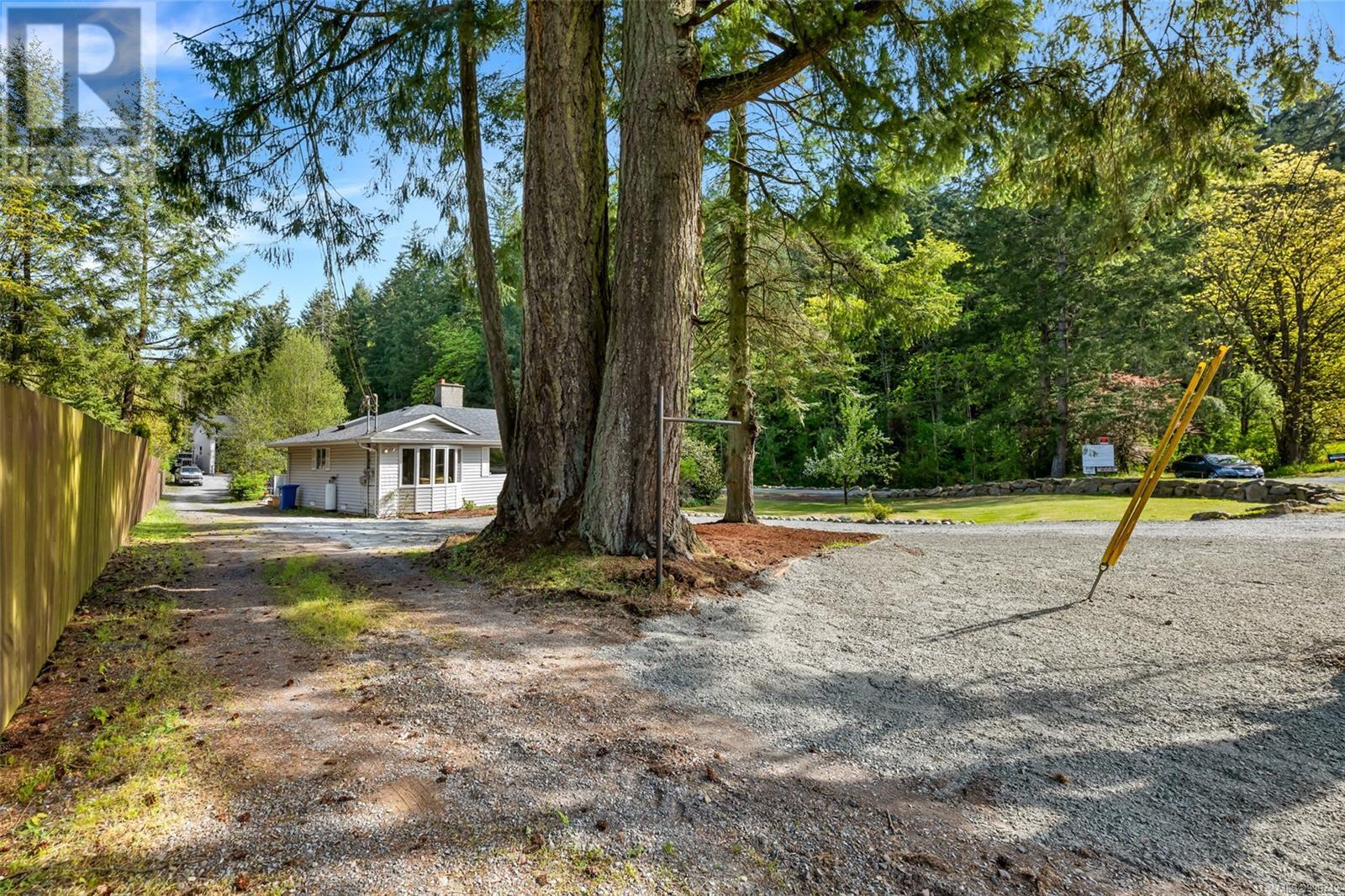 4759 Yellow Point Rd