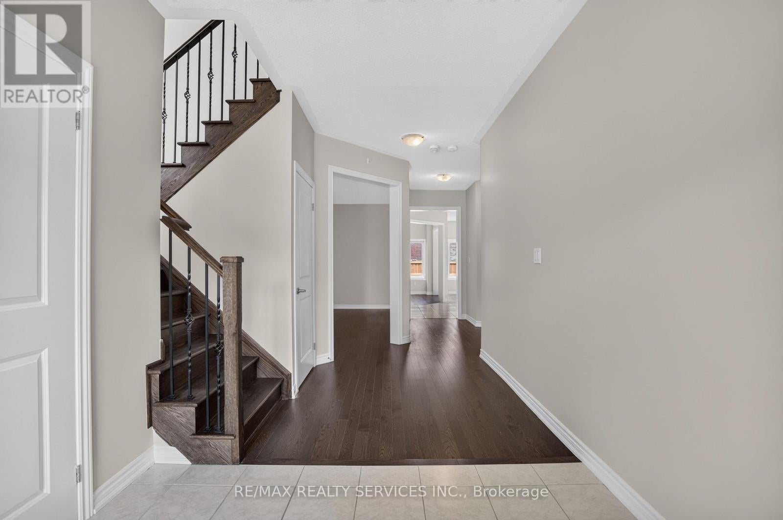 1182 CORBY WAY