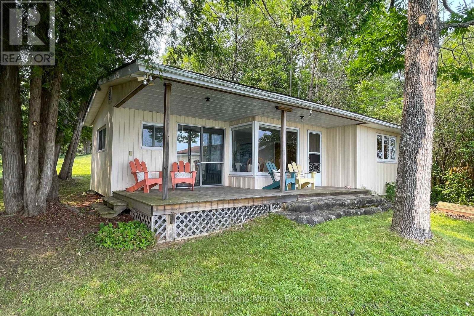 271 CEDAR AVENUE