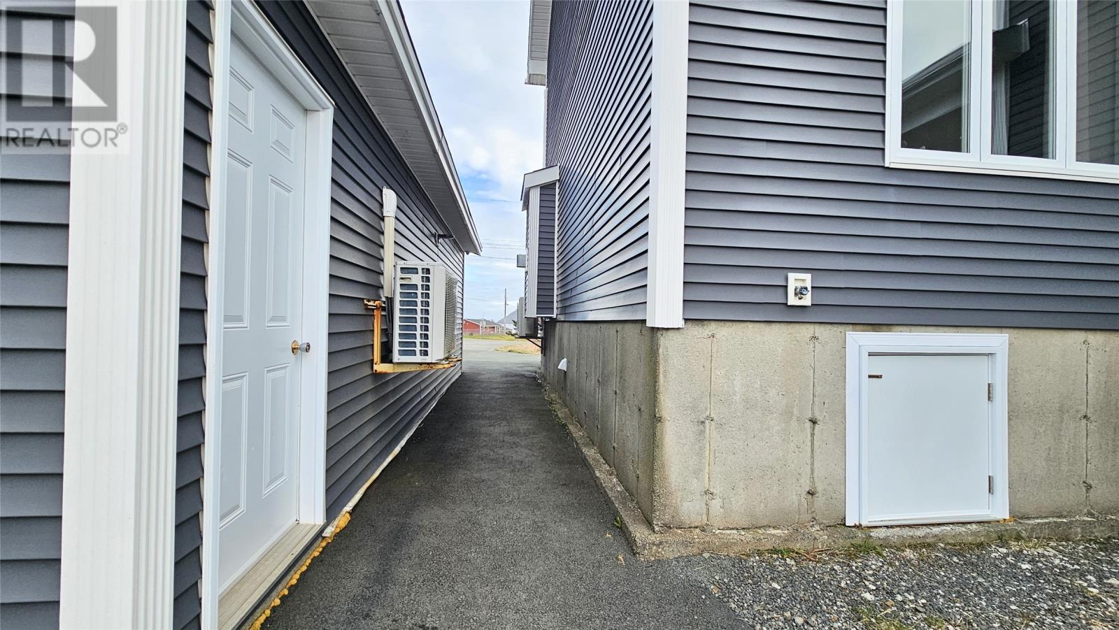 1 English Gulch Road