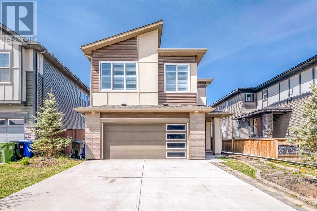 81 Carringvue Manor NW
