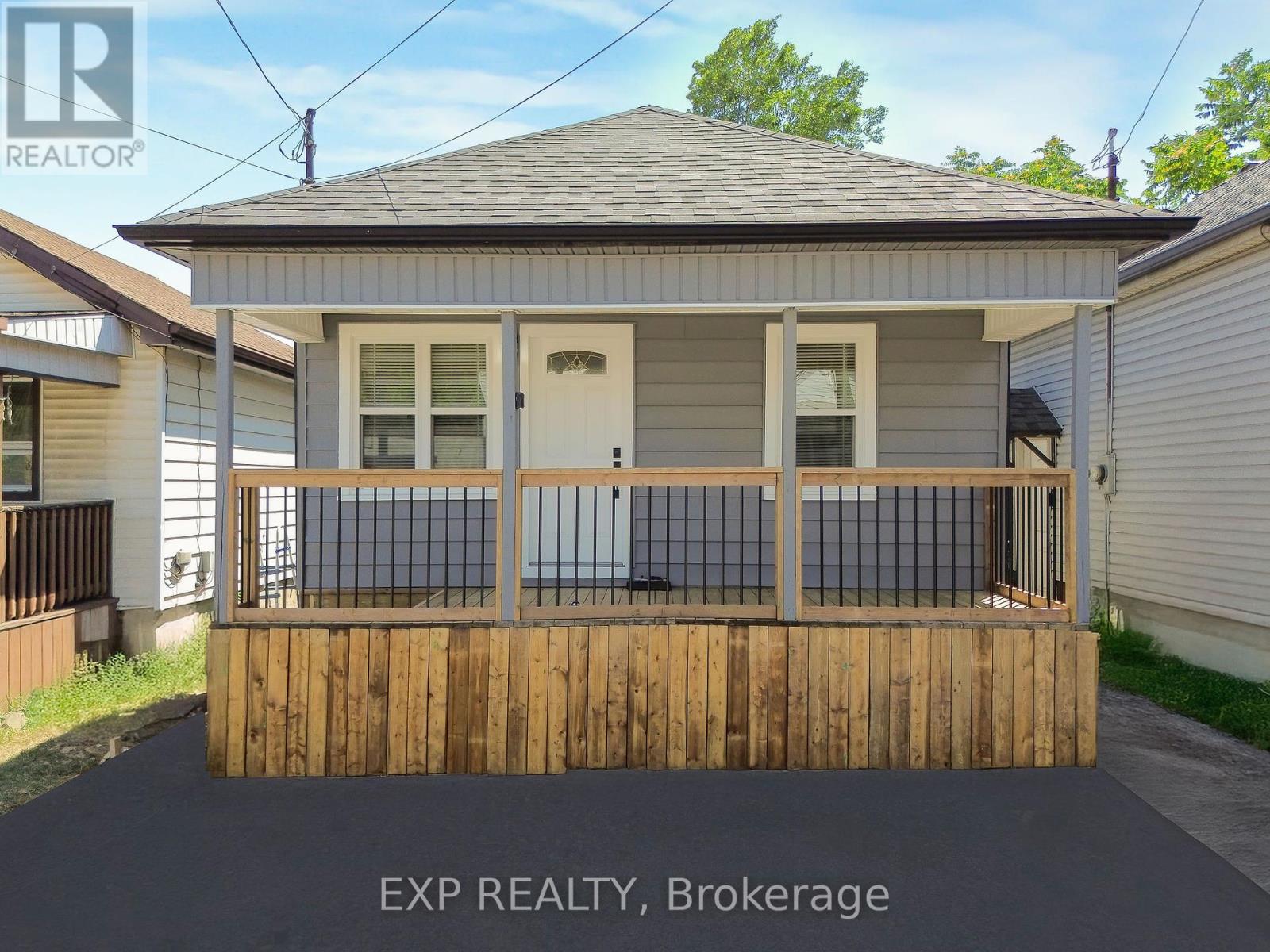 182 BEACH ROAD