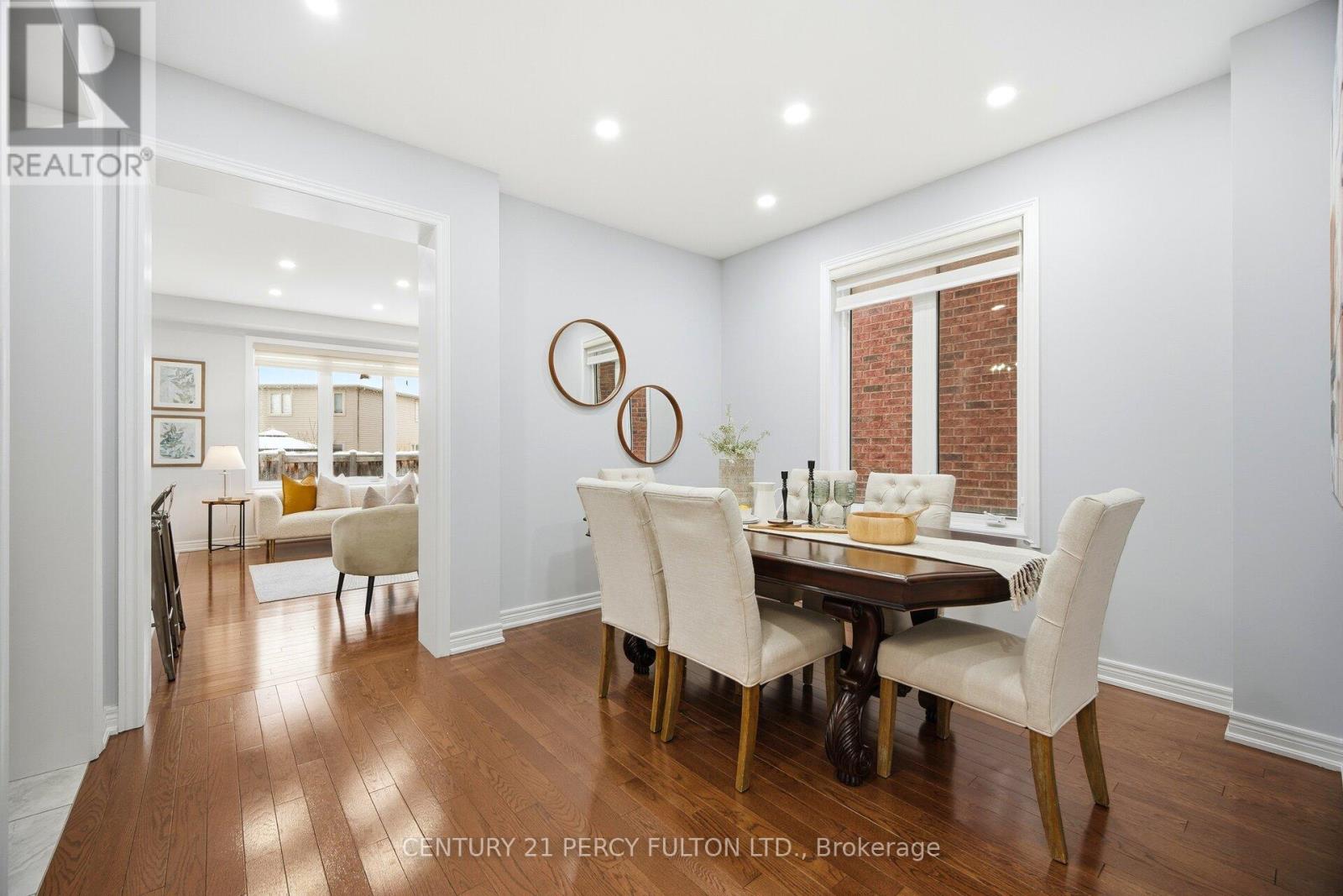 2415 KENTUCKY DERBY WAY