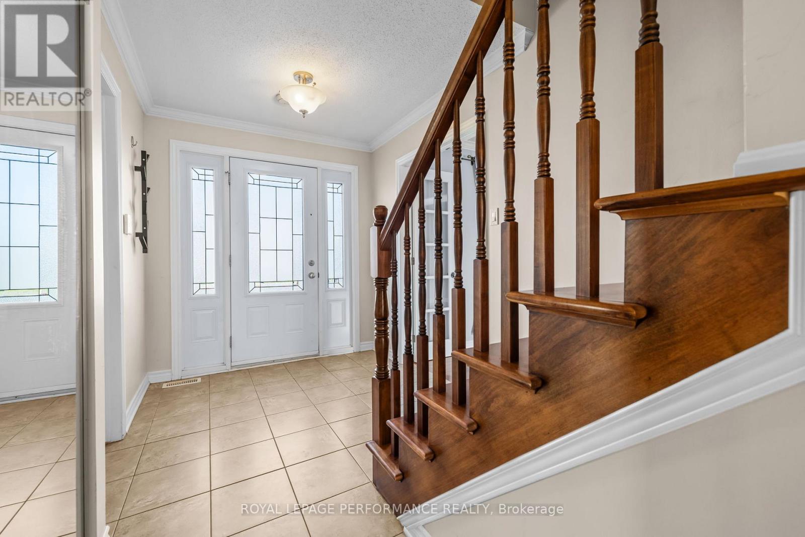 54 LAPOINTE BOULEVARD