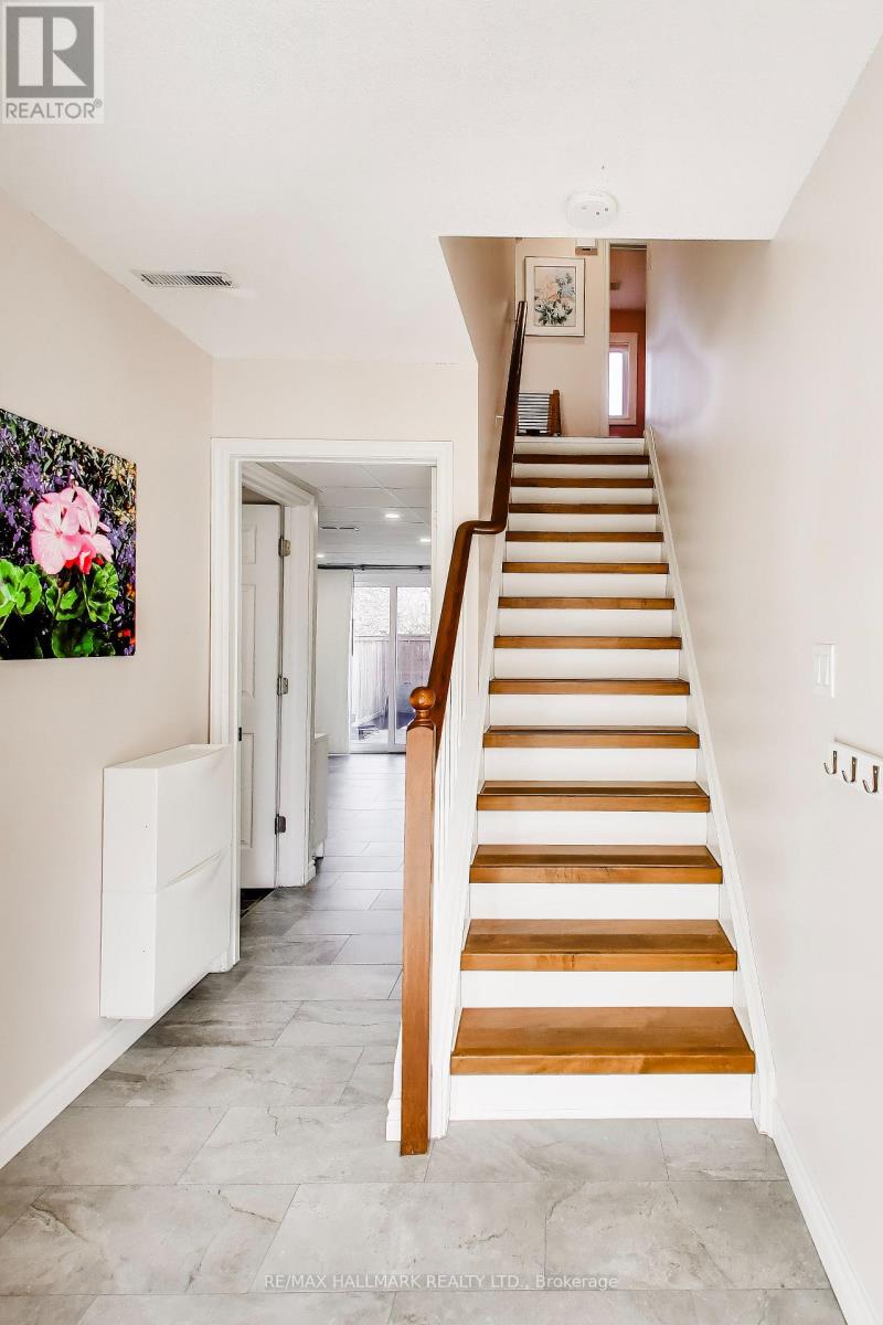 94 WILLIAM CURTIS CIRCLE