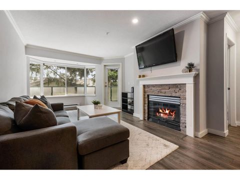 403 2958 TRETHEWEY STREET Abbotsford BC V2T6P6