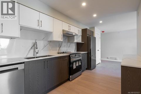 315 171 Jensen Ave W Parksville BC V9P1K3