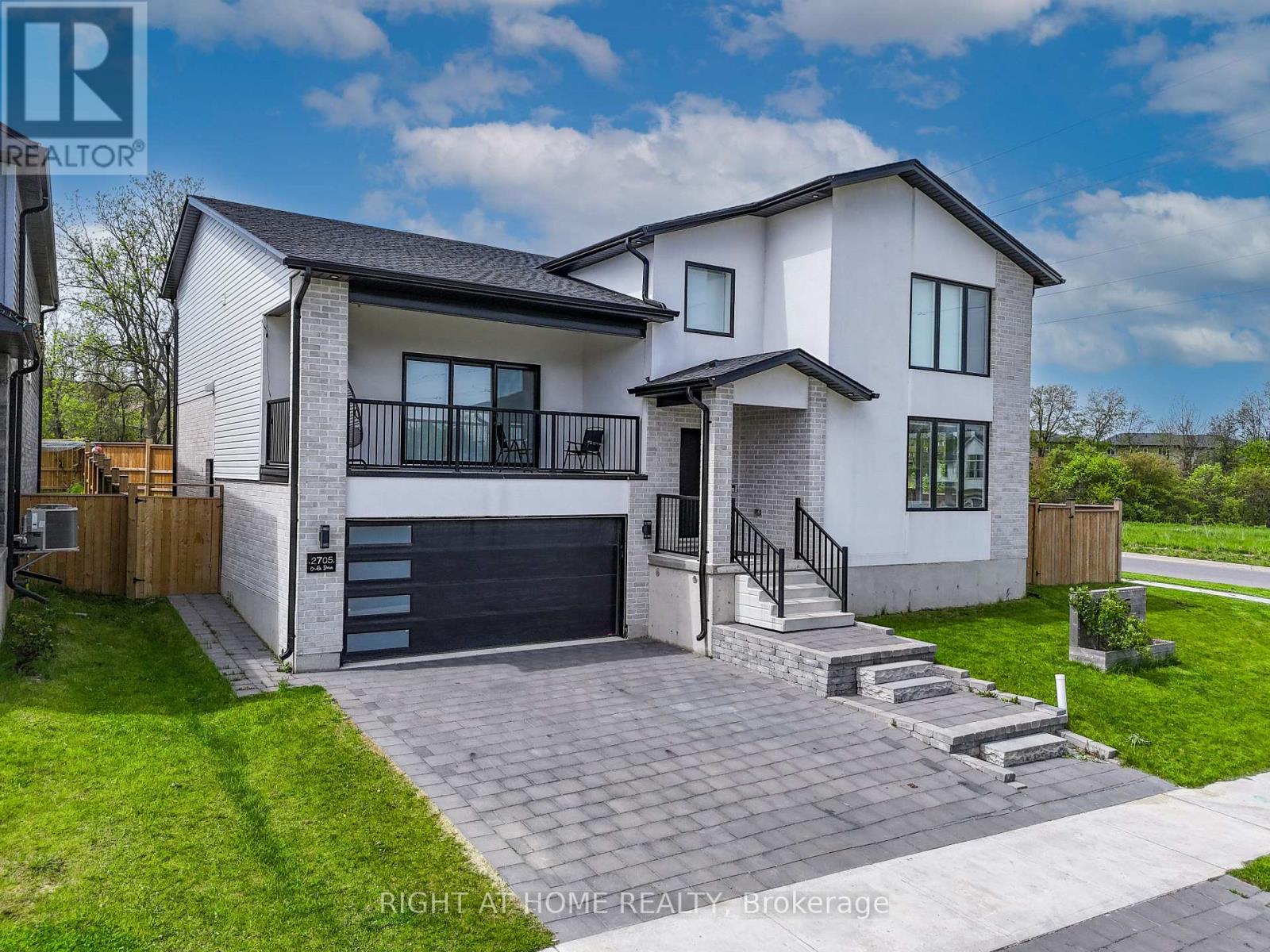 2705 ORIOLE DRIVE