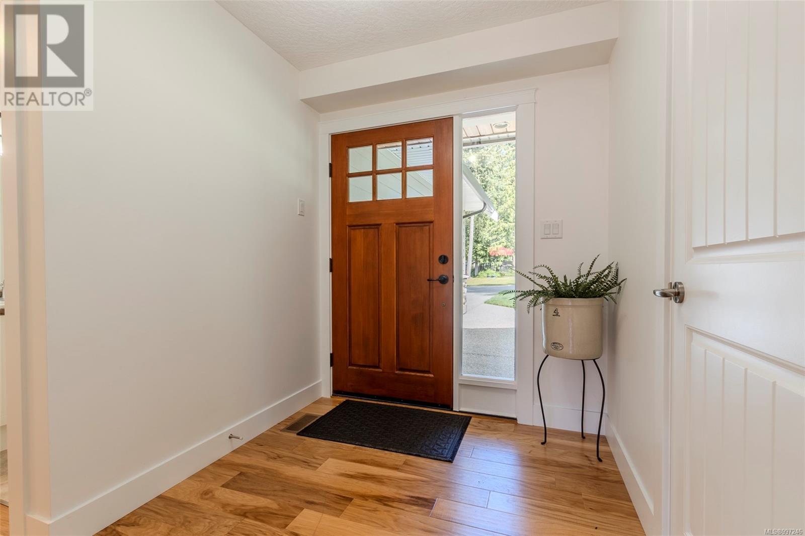 1369 Bonner Cres
