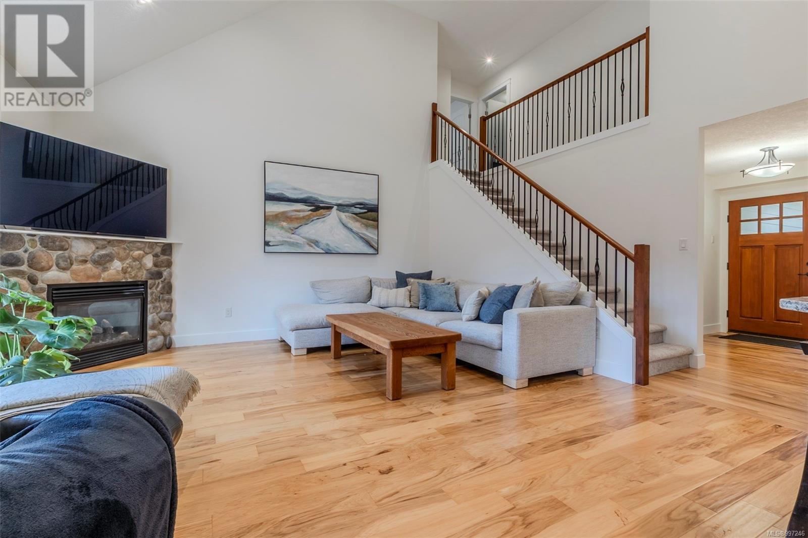 1369 Bonner Cres