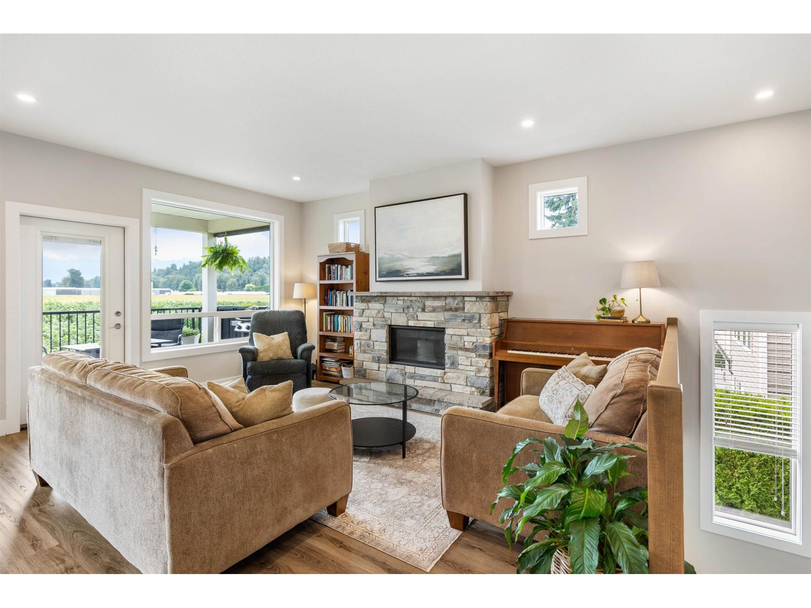 10392 WEDGEWOOD DRIVE|Fairfield Island