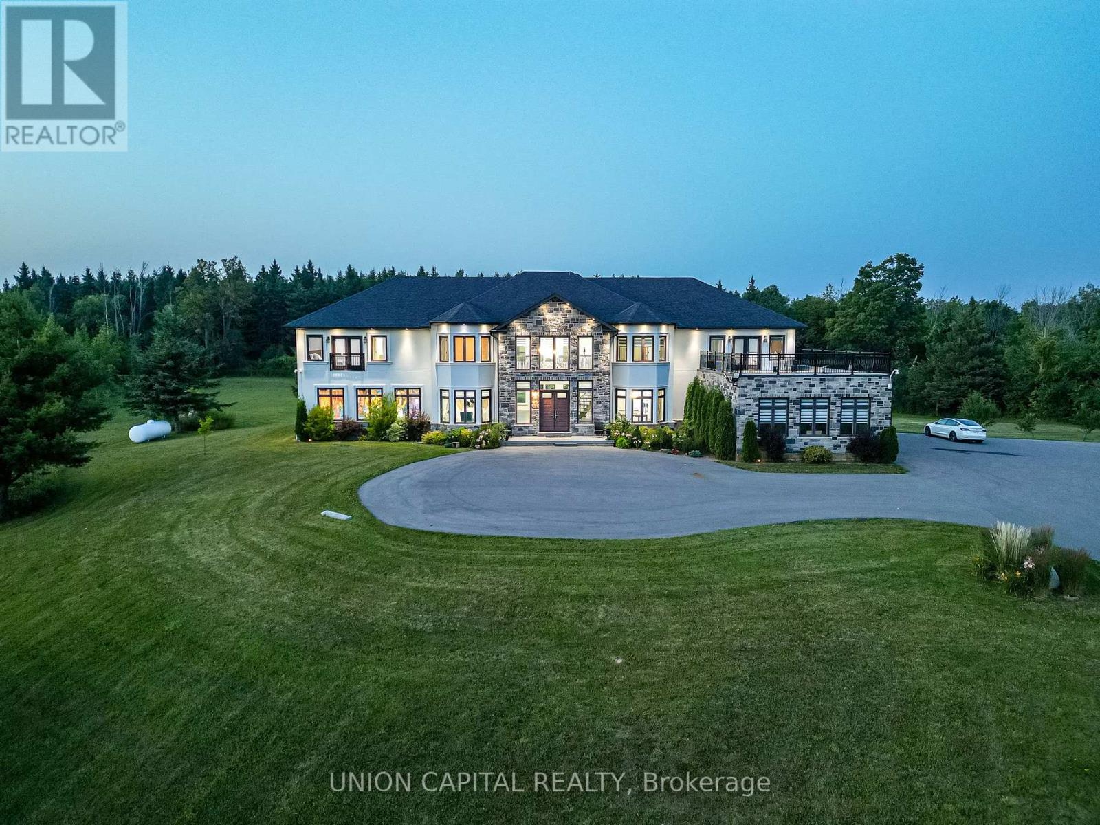 16033 MISSISSAUGA ROAD