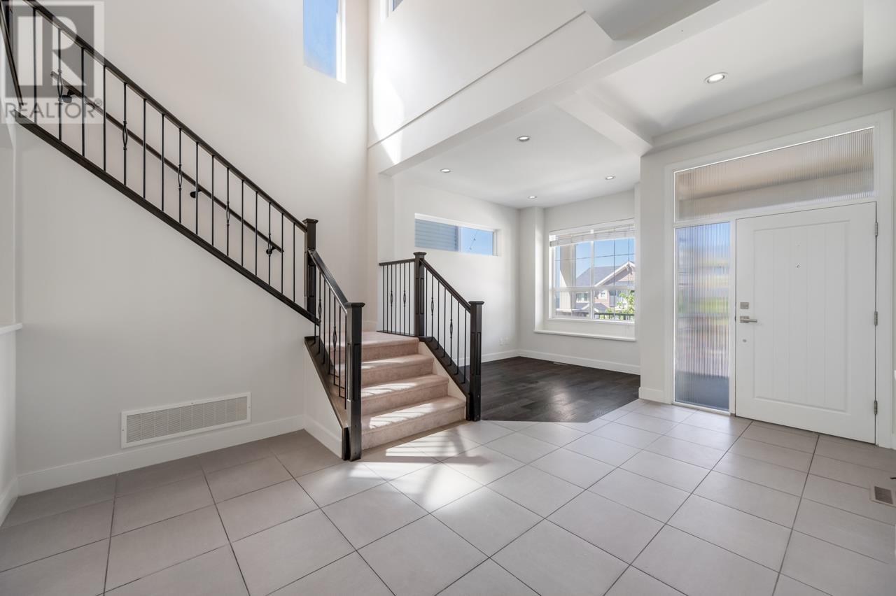 1521 SHORE VIEW PLACE