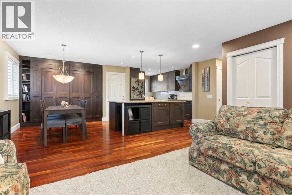 431 Queensland Circle SE