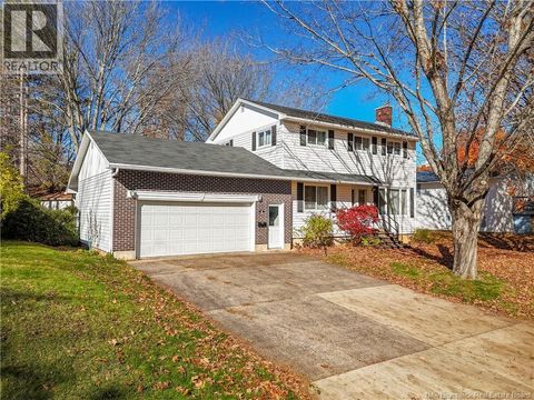 117 Epworth Circle Fredericton NB E3A2M7