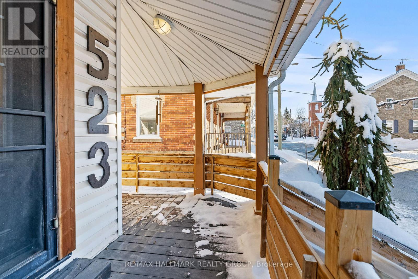 523 ST LAWRENCE STREET