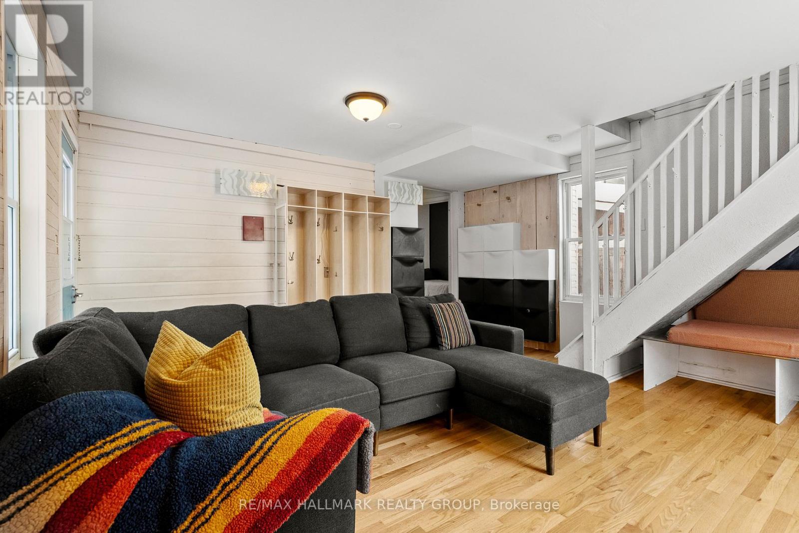 523 ST LAWRENCE STREET