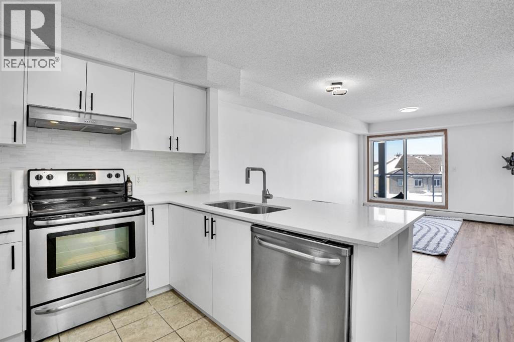 301, 92 Saddletree Court NE