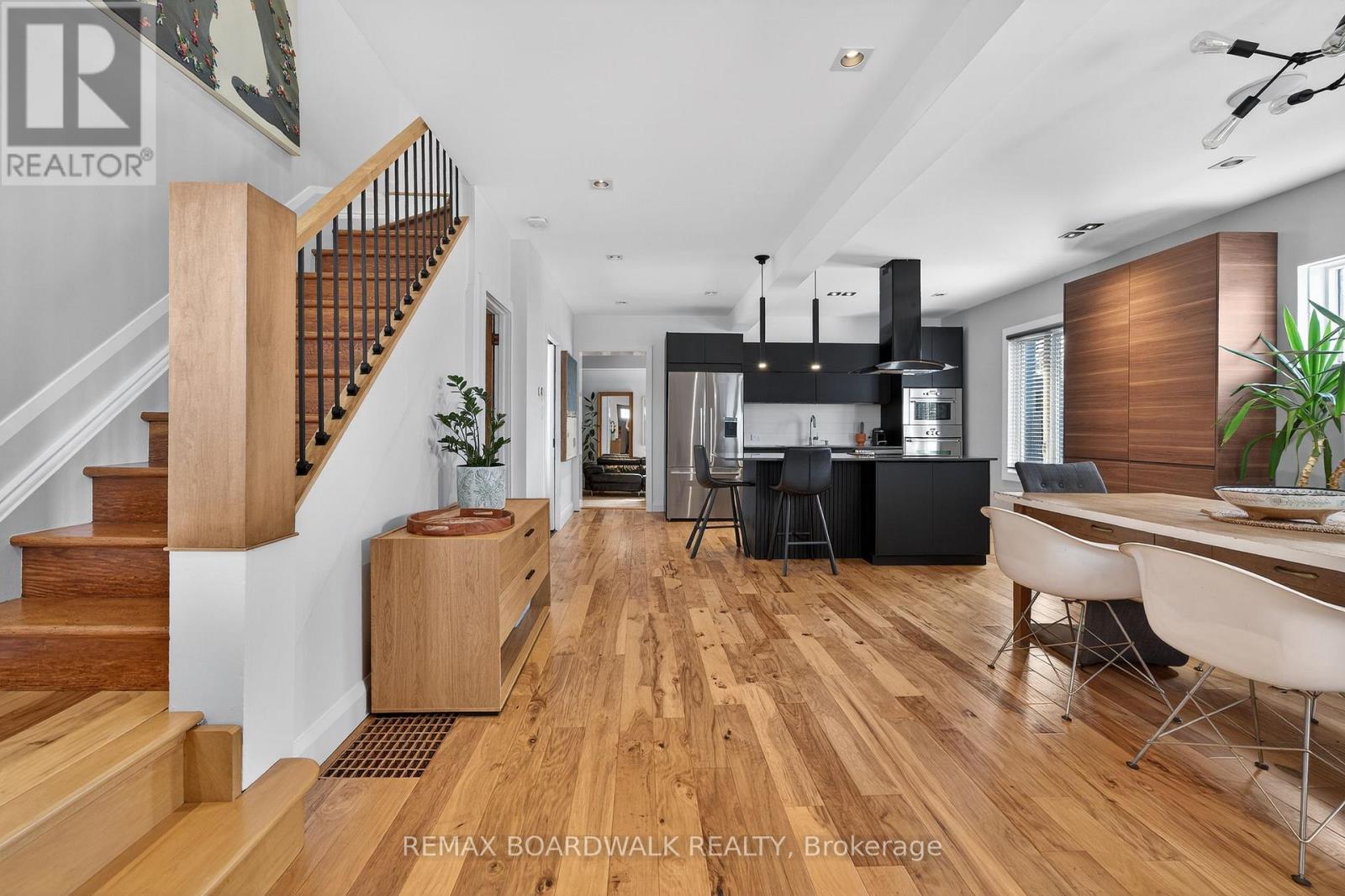 154 QUEEN MARY STREET