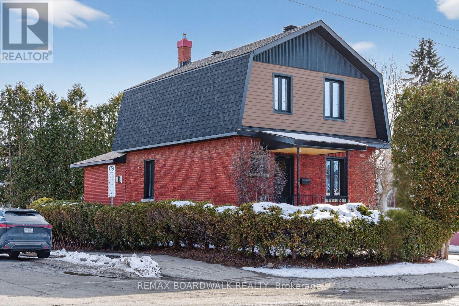 154 QUEEN MARY STREET