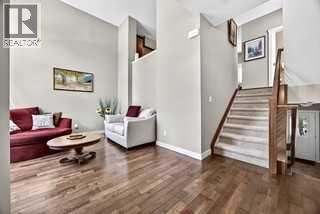 913 Evanston Square NW