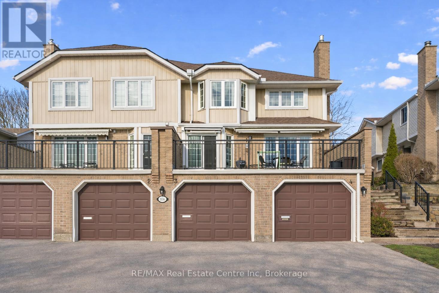 3 - 106 WOODLAWN ROAD E