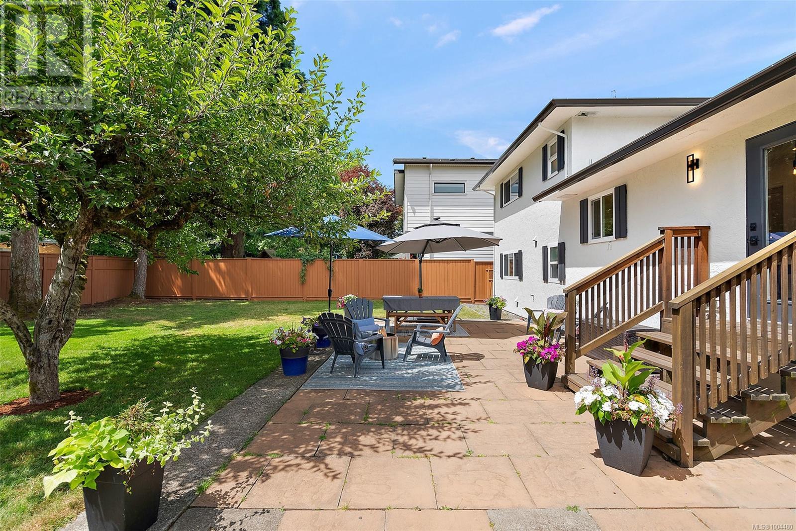 1235 Marchant Rd