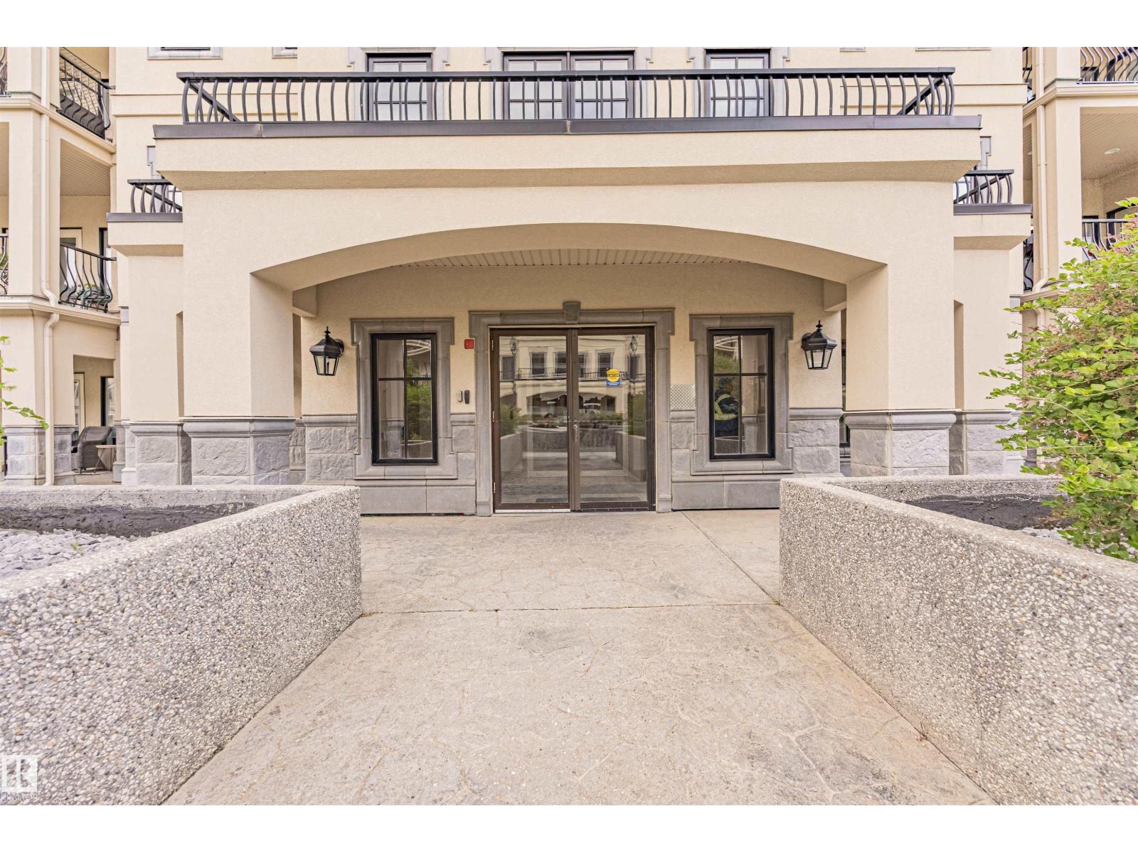 #110 1406 HODGSON WY NW