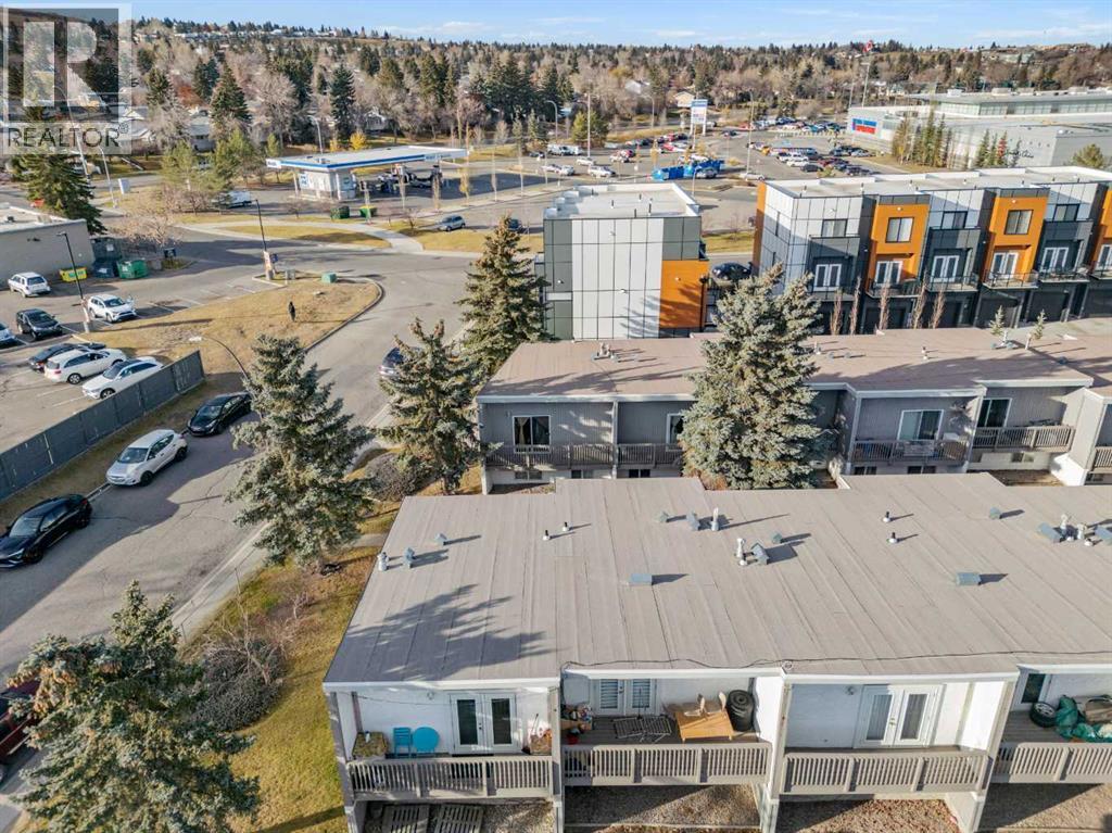 1, 455 Huntsville Crescent NW