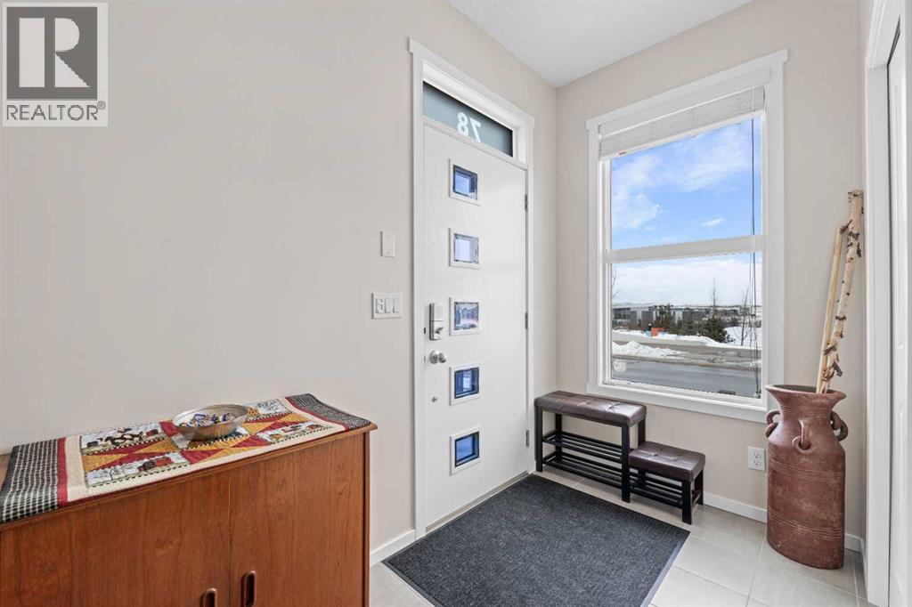 78 Livingston Gate NE