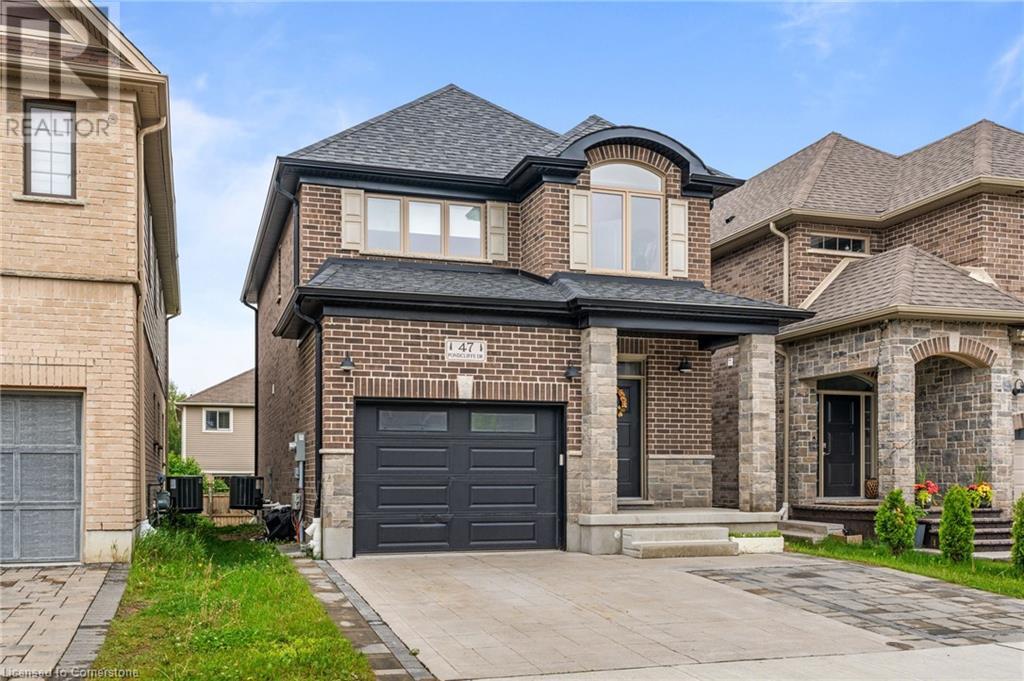 47 PONDCLIFFE Drive