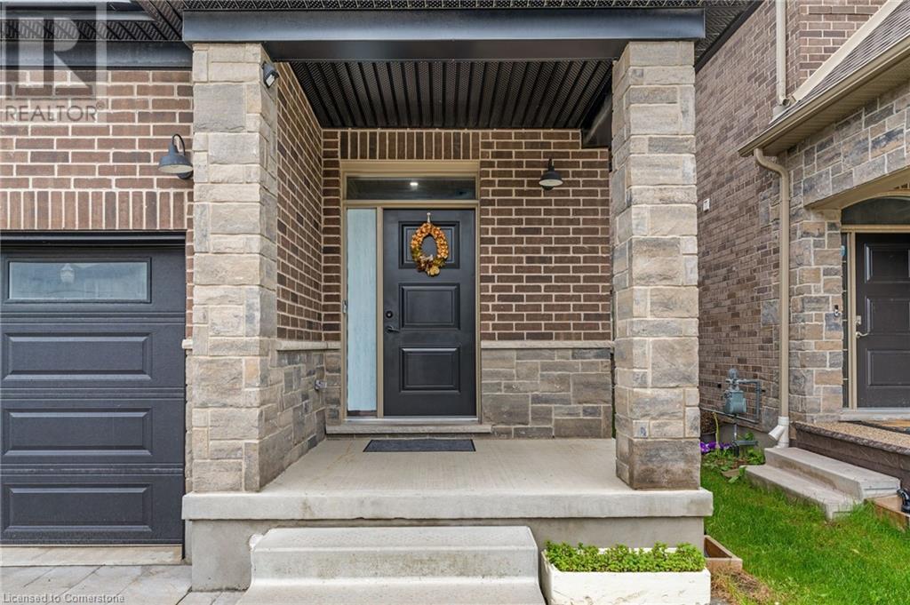 47 PONDCLIFFE Drive