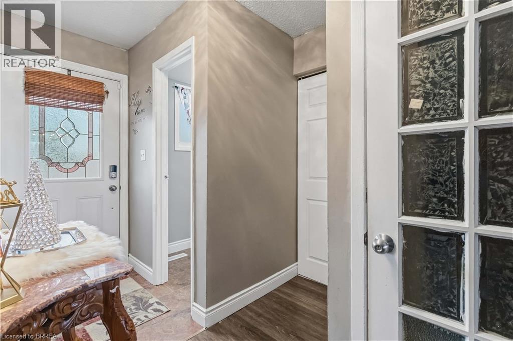 486 SPRINGBANK Avenue N Unit# 4