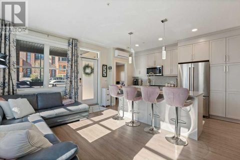 1102, 80 Greenbriar Place NW Calgary AB T3B6J4