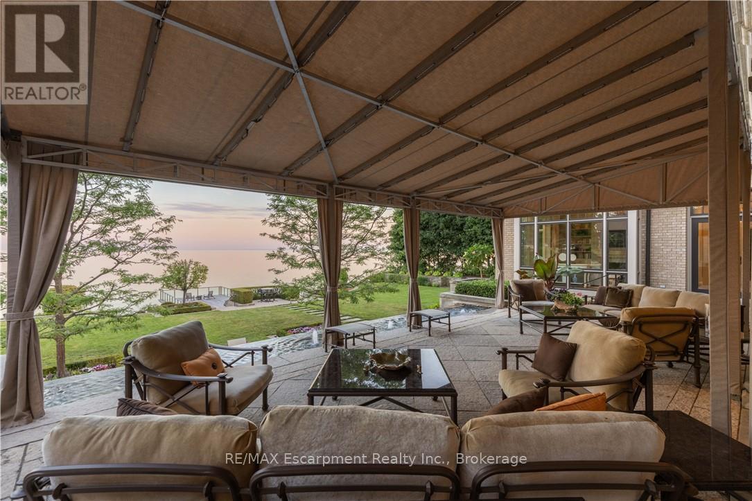 2054 LAKESHORE ROAD E