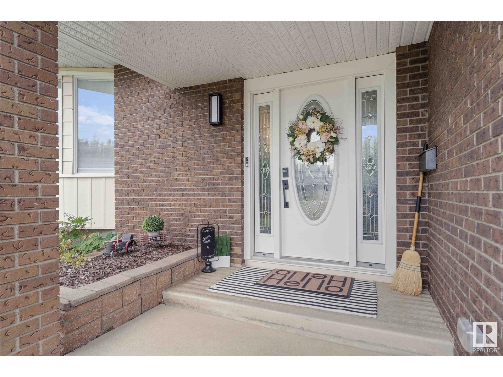 9910 83A ST