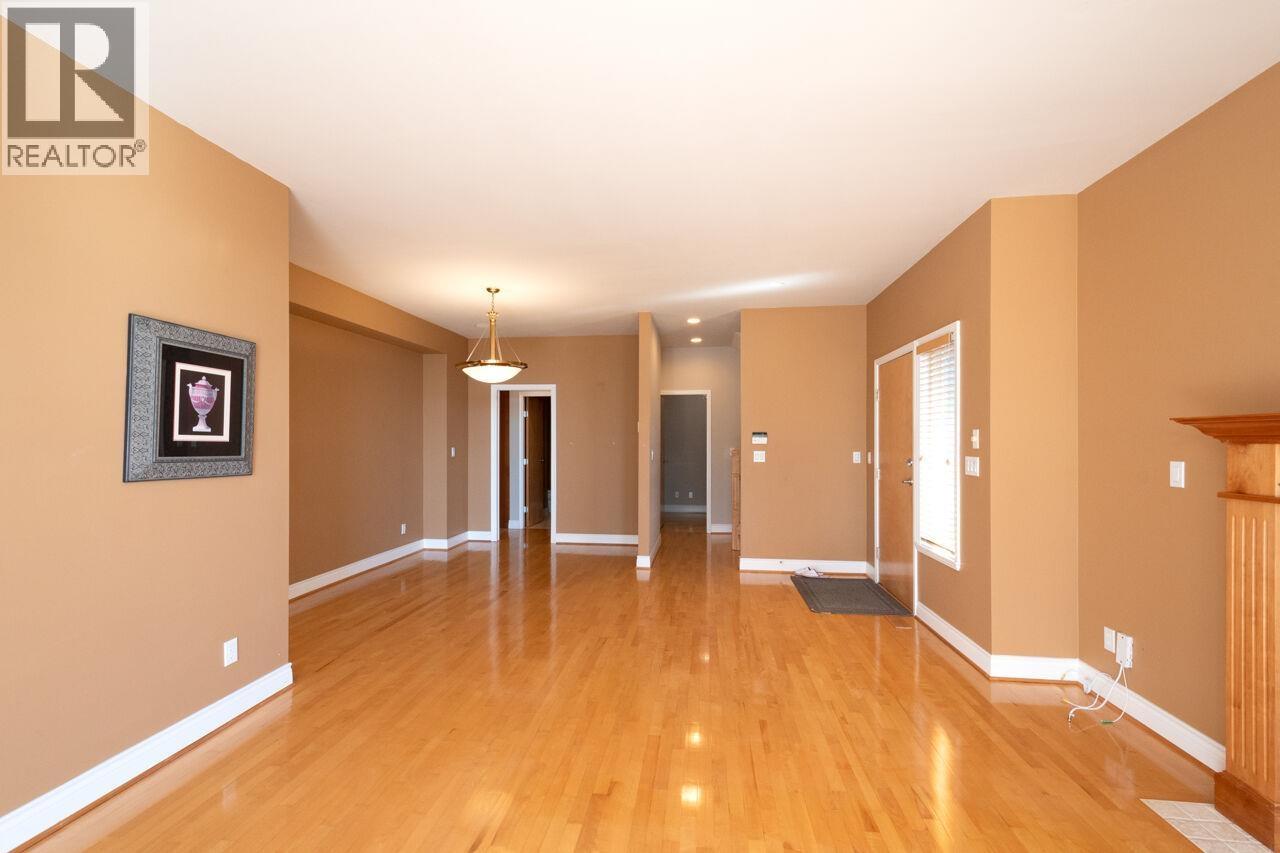 4080 ST. PAULS AVENUE