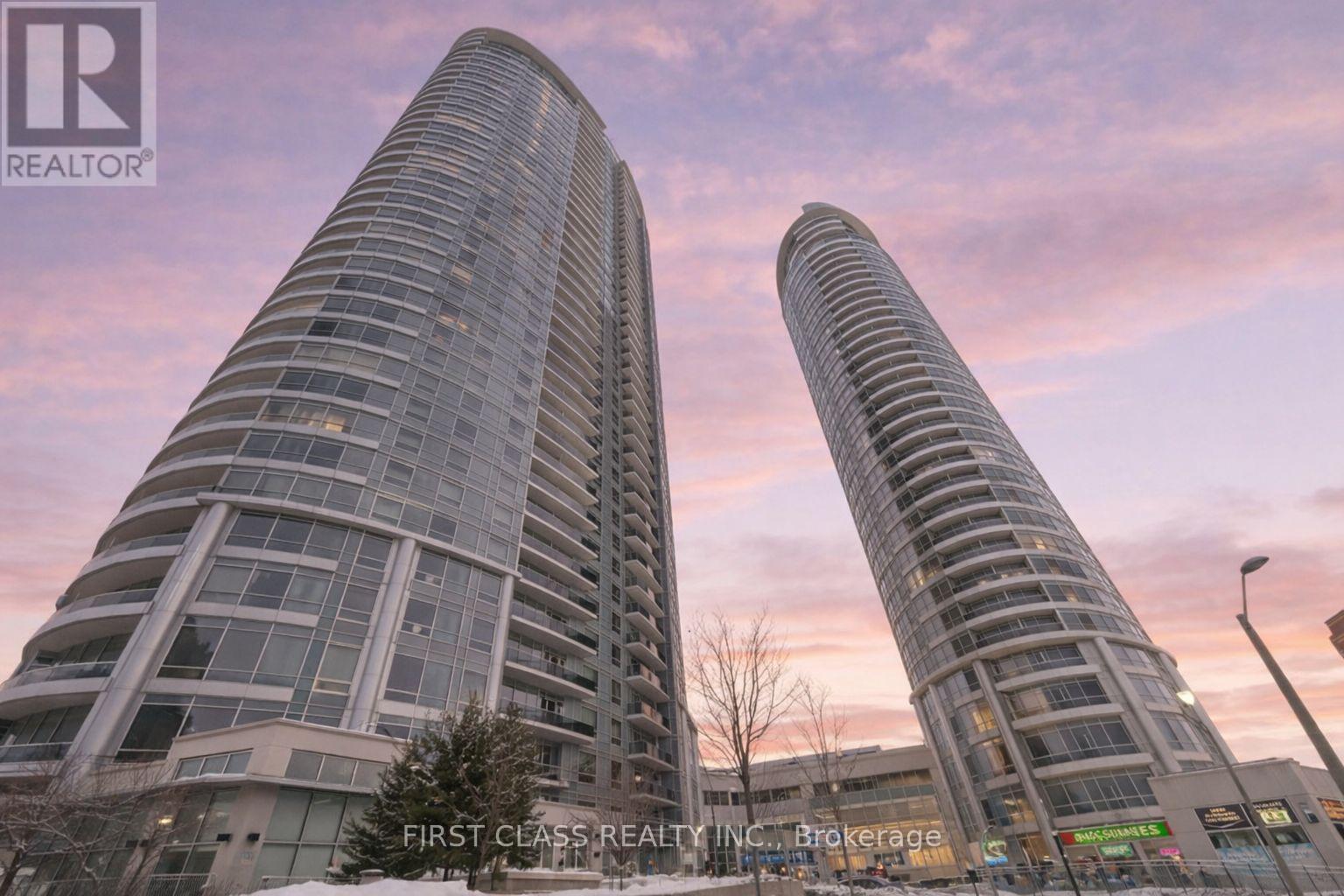 610 - 125 VILLAGE GREEN SQUARE