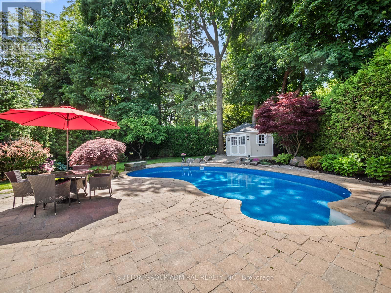 5 CRANLEIGH COURT