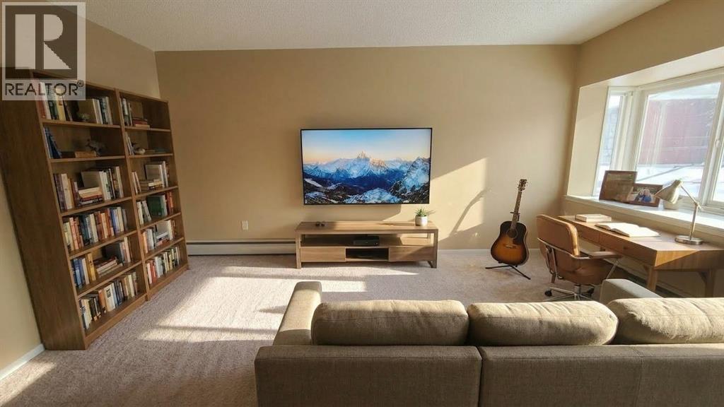 224, 8235 Elbow Drive SW