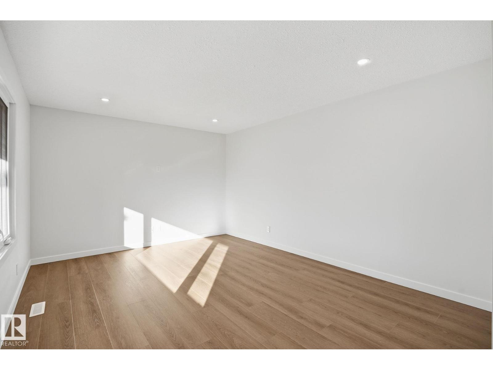 12811 89 ST NW NW