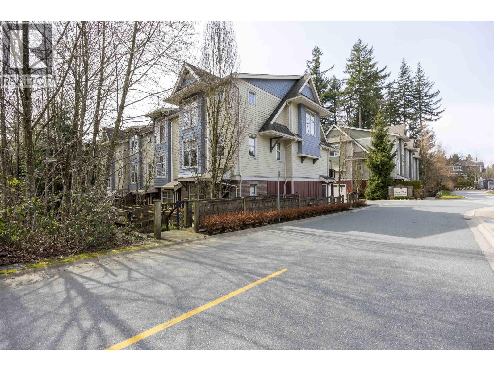 3 3380 FRANCIS CRESCENT